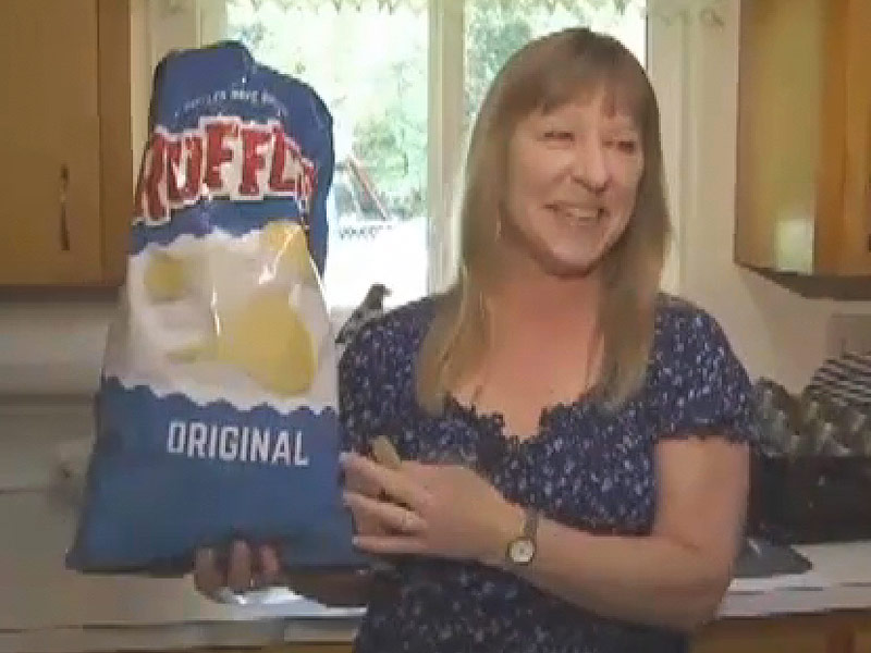 Life-Saving Potato Chip Leads Washington Woman to Discover Throat Cancer: It 'Was a Blessing in Disguise'| Cancer, Medical Conditions, Real People Stories