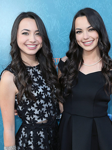 The Merrell Twins Youtube Stars