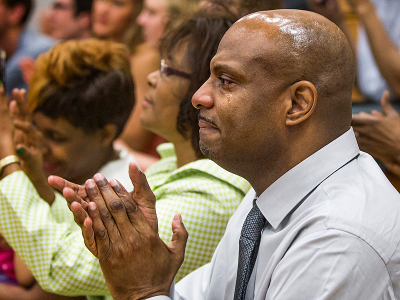 Father Who Was Wrongly Imprisoned for 22 Years Sees His Son Graduate College: 'Thank You for Being My Reason to Live'| Around the Web, Real People Stories, The Daily Smile