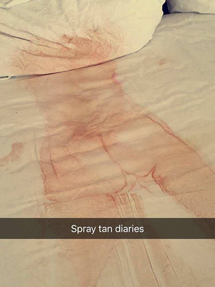 Chrissy Teigen Shares the Messy Effects of Spray Tanning with Hilarious Snapchat Photo| TV News, Chrissy Teigen