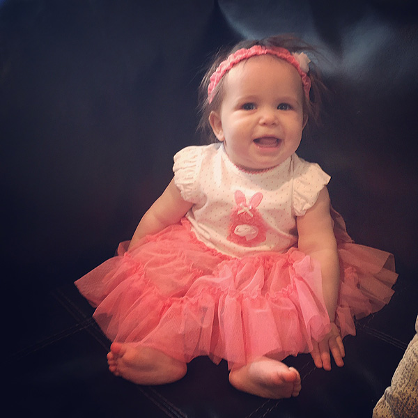 New Jersey Woman Gives Birth to Family's First Baby Girl Since 1860: 'You Broke the Curse!' Says Mother-in-Law| Pregnancy, Pregnancy, Real People Stories, The Daily Smile