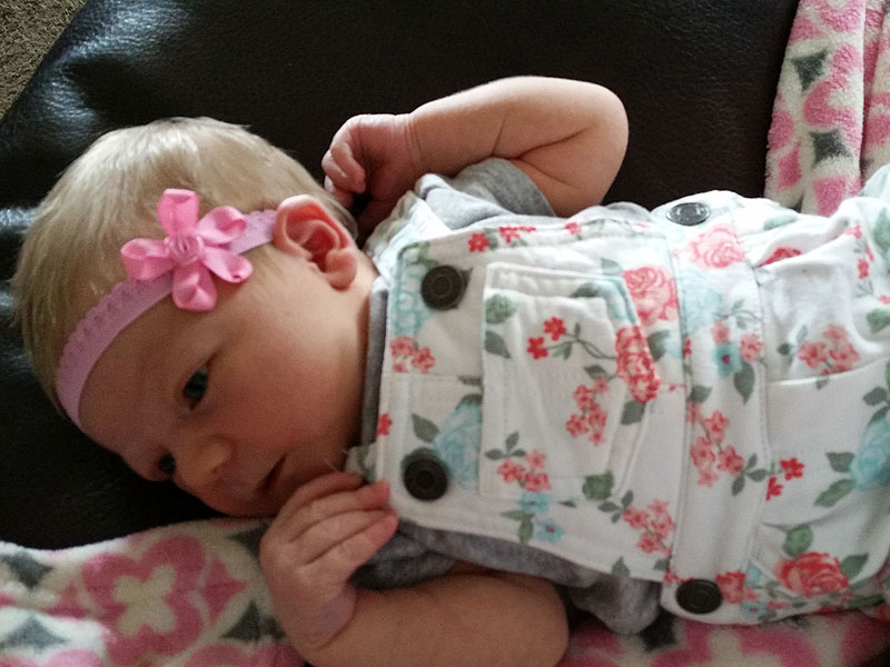 Idaho Couple Welcomes First Baby Girl in Family in 101 Years: 'Nobody Could Believe It'| Babies, Real People Stories, The Daily Smile