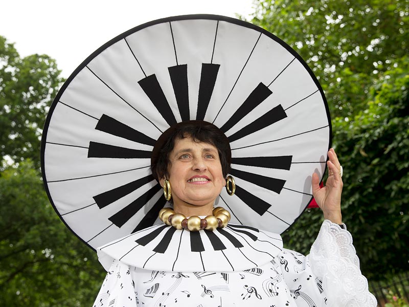 Hold on to Your Hats! See the Top 10 Wackiest Headpieces at Royal Ascot| The British Royals, The Royals