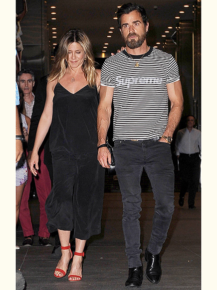 Jennifer Aniston and Justin Theroux Continue String of Romantic Dates with Dinner in N.Y.C. - People Magazine