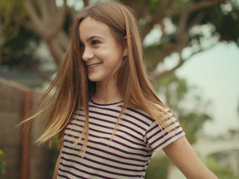 Courteney Cox Directs Daughter Coco in Foy Vance 'Coco' Music Video