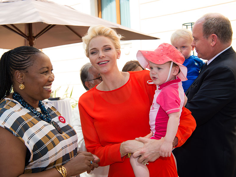 Prince Albert And Princess Charlene's Pool Party With Monaco Royal ...