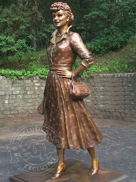That Scary Statue Of Lucille Ball Got Replaced With A New 