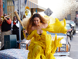 More Lemonade! Beyoncé Reveals Nearly 50 Behind-the-Scenes Shots