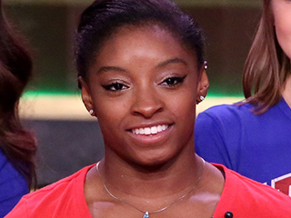 Watch the Final Five Turn Into Hungry Hungry Humans on Tonight Show