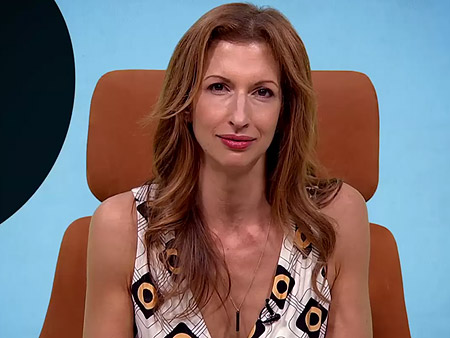 Alysia Reiner's Ideal Date Night Activity Will Make You Blush : Video