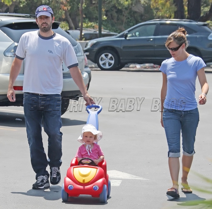 Benaffleck_jennifergarner_violet_13 Benaffleck_jennifergarner_violet_13