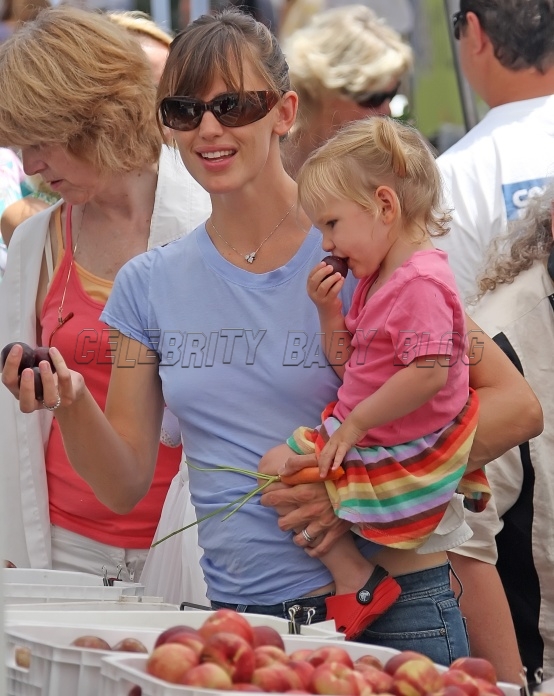 Violetaffleck_136888_cbb_2 Violetaffleck_136888_cbb_2