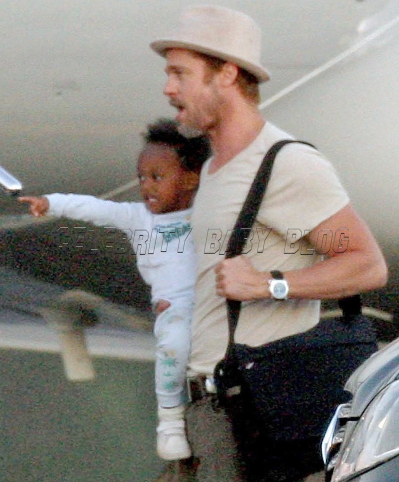 32401ej_jolie_pitt_b_gr_05_cbb 32401ej_jolie_pitt_b_gr_05_cbb