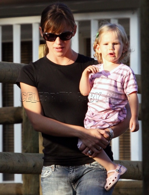 Jennifergarner_144122_cbb Jennifergarner_144122_cbb