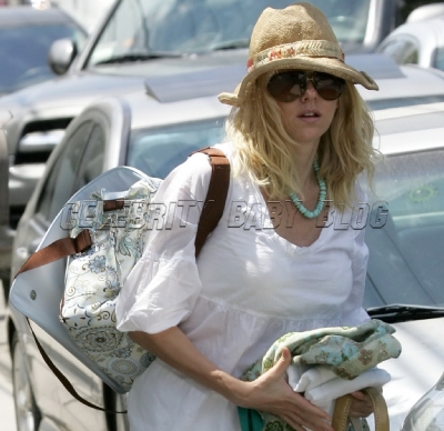 Celebrity Diaper Bags on Blog Readers  Save 15  Off The Purchase Of A Bumble Bags Diaper Bag