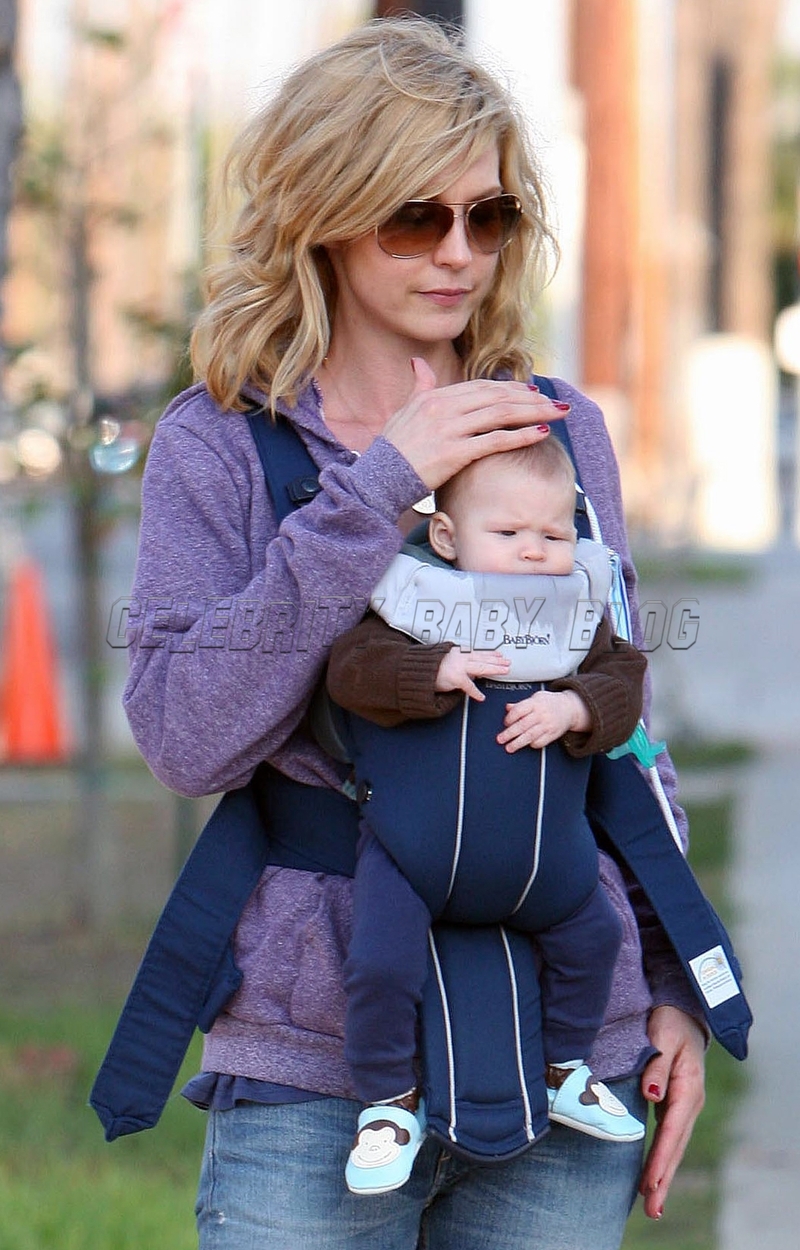 Jenna_elfman_111007_20_cbb Jenna_elfman_111007_20_cbb