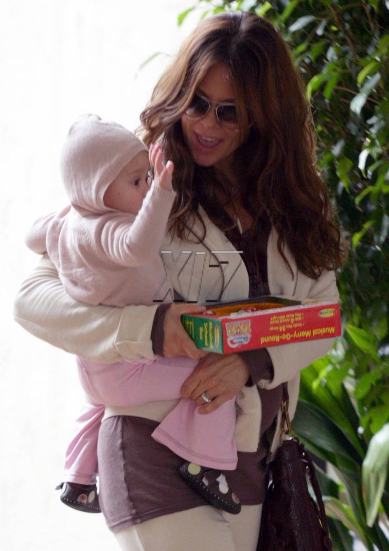Brookeburke112507_12_cbb Brookeburke112507_12_cbb
