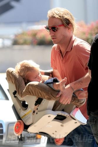 Mat_matilda_ledger_mr_17098pcn_...