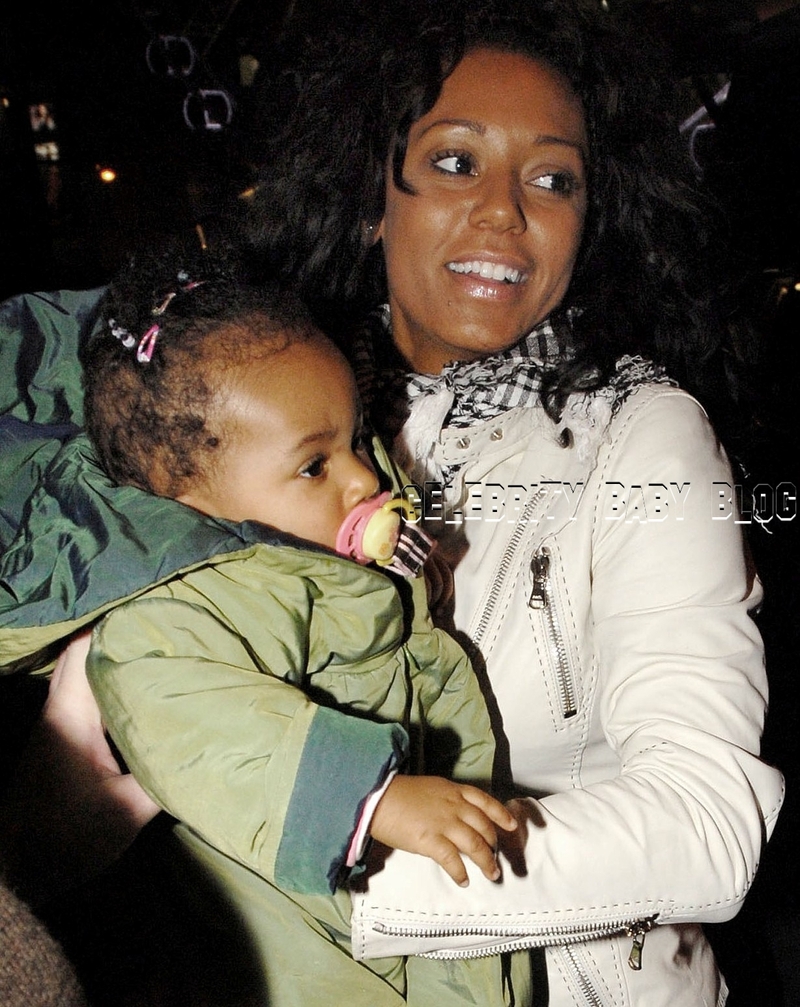 Mel_b_012508_02cbbjpg Mel_b_012508_02cbbjpg