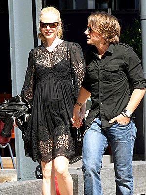 nicole kidman and keith urban. Nicole Kidman and Keith Urban enjoy lunch out in Sydney, Australia