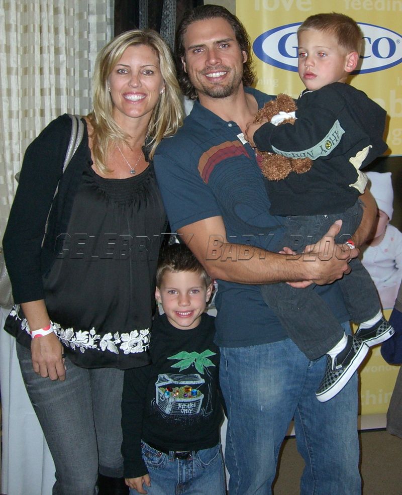 joshua morrow family