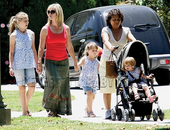 Actress Jennie Garth, 36, went for a walk with her dressed alike daughters
