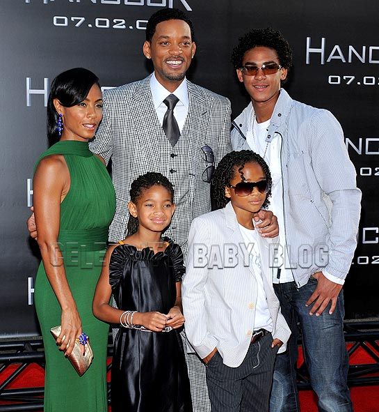 will smith and family pictures. Will Smith gets support from