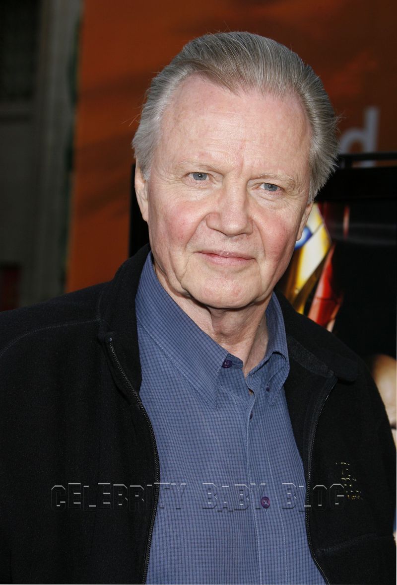 Actorjonvoight_jeffr_15772088_maxcb