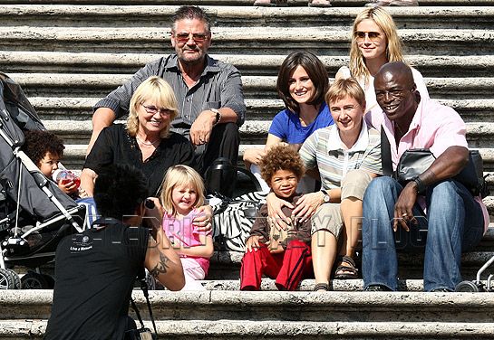 heidi klum and seal and family. Heidi Klum and Seal Run Around