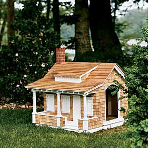 craftsman-style doghouse