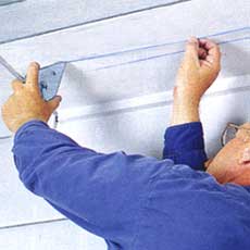 installing attic insulation