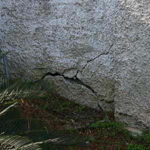 cracks in the foundation of the house
