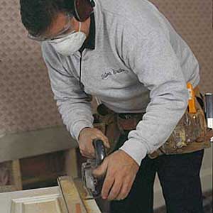 circular saw cutting trim