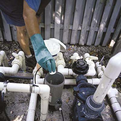 Clearing the filtration system