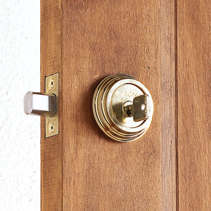 Stand-alone Deadbolt: Medeco captive thumbturn double-cylinder deadbolt