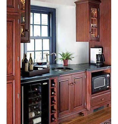 Space-saving kitchen with smart storage solution