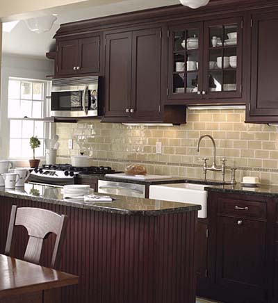 Small Kitchen Designs  Peninsula on Kitchen With Peninsula And Furniture Like Cabinetry