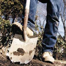 digging the right way can help you avoid undue labor and injury