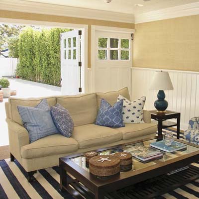 Size Television Room on Media Room For Grown Ups From Garage To Comfy Rec Room Photos