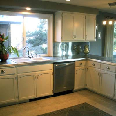 Small Kitchens    on Small Budget  Big Impact  After   Best Kitchen Before And Afters 2009