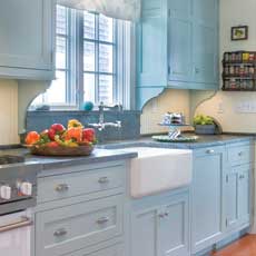 10 Big Ideas for Small Kitchens