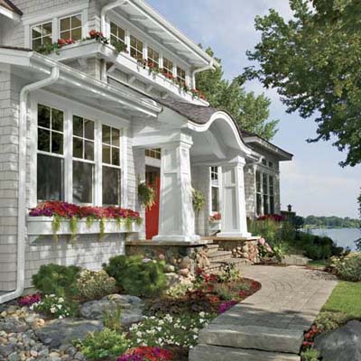 a house displaying all the qualities of good curb appeal