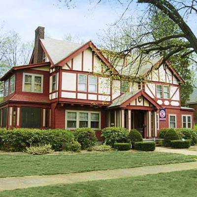 example of a best old house in the neighborhood of forest park heights historic district springfield massachusetts
