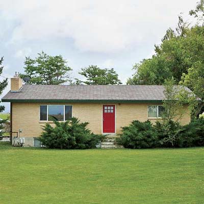 ranch style house before the photoshop redo