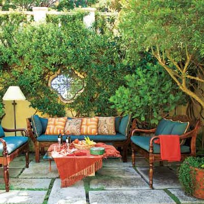 outdoor patio made over in Balinese style