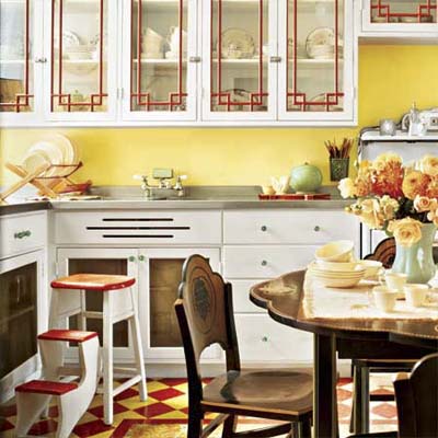 Retro Kitchen Colors on Look In Cheery Colors   Create A Colorful Vintage Style Kitchen