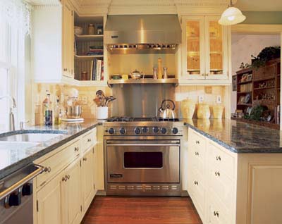  Fashioned Kitchens on Old Fashioned Feel   Sensational Space Saving Kitchens   Photos