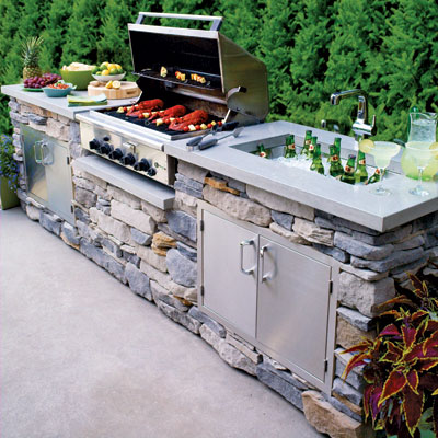 Outdoor Kitchen Ideas Photos on Ideas For Outdoor Kitchens And Dining   Photos   Outdoor Kitchens