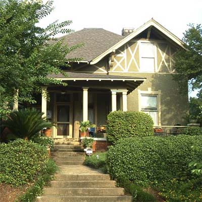 an old brick house in Capitol Heights, Montgomery, Alabama