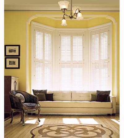 Italianate living-room medallion